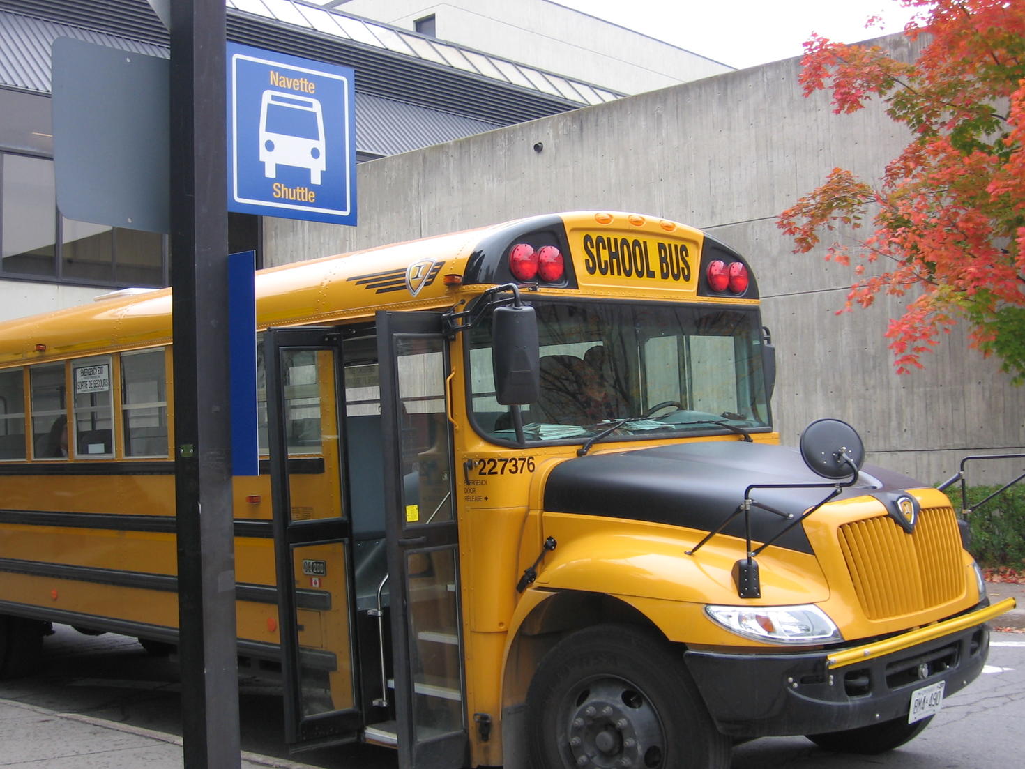 The shuttle bus at the University of Ottawa